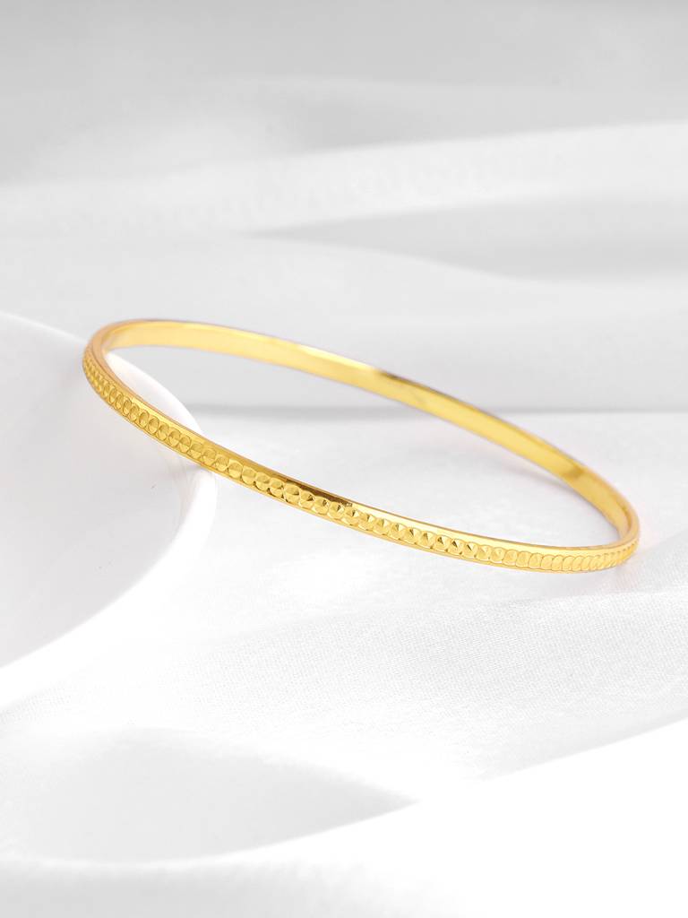 Giva 925 Silver Golden Crater Cuts Bangle Fixed Size : BR0985