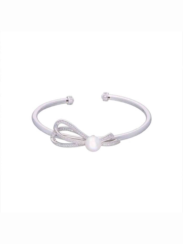 Ribboned Diamante Pearl Silver Bracelet : BRBN66-S-NA