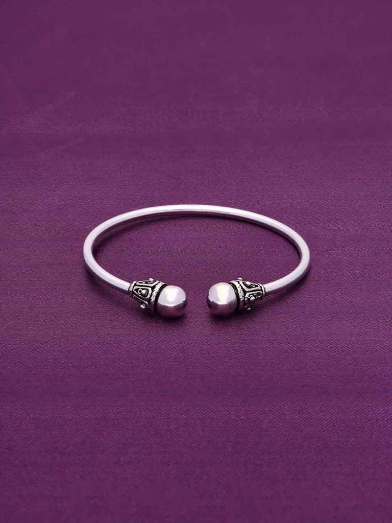 Dual Delight Silver Bangle Bracelet : BRBN88-S-NA