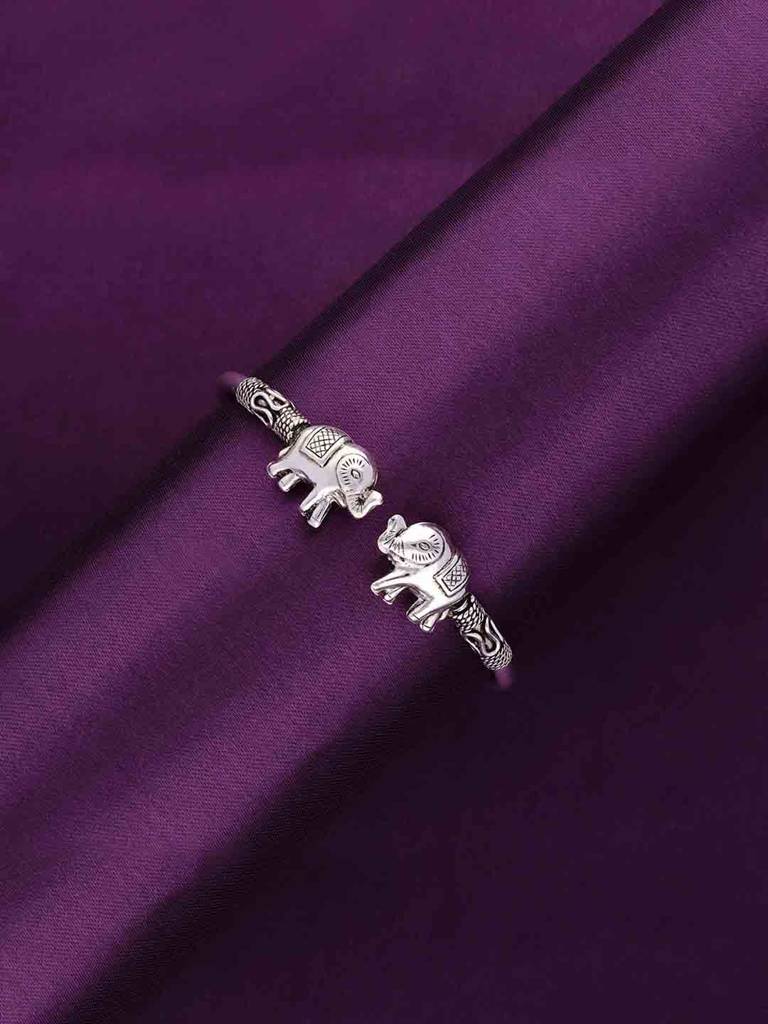 Enigmatic Elephant Silver Bangle Bracelet : BRBN89-S-NA