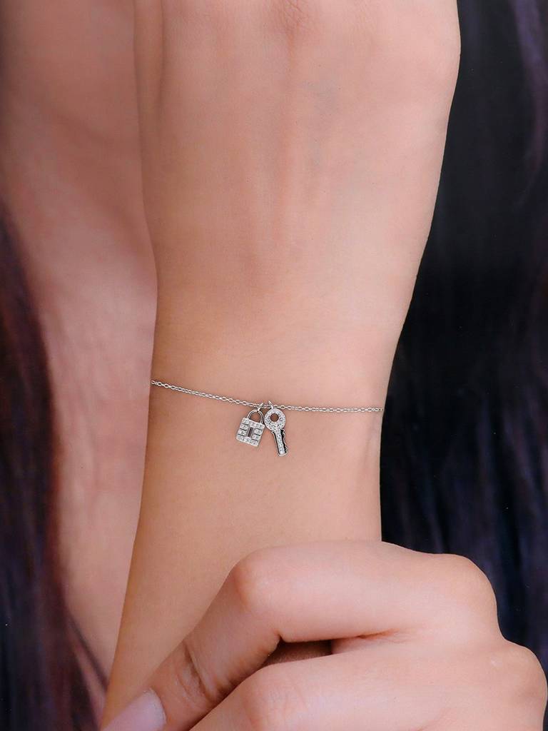 Sterling Silver Lock & Key Charm Bracelet : BRCH13-S-NA