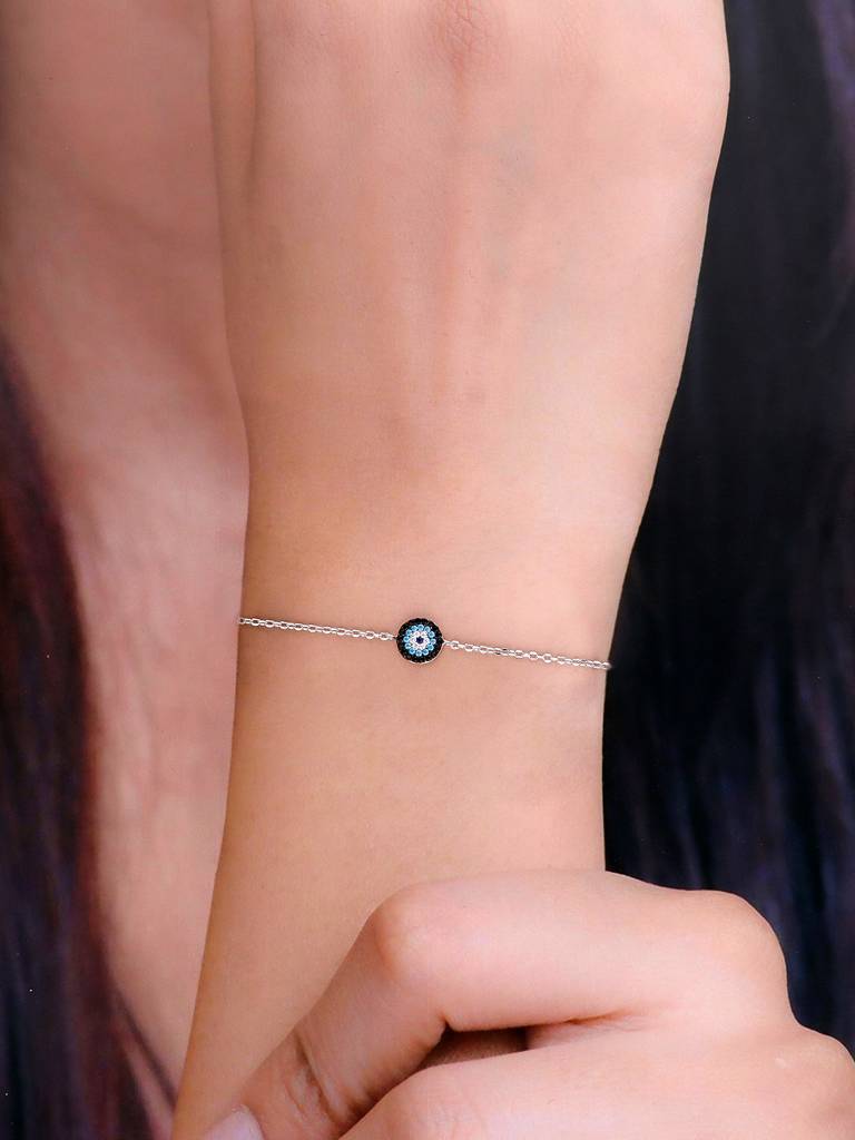 92.5 Silver Minimalistic Evil Eye Bracelet : BRLO122-S-NA