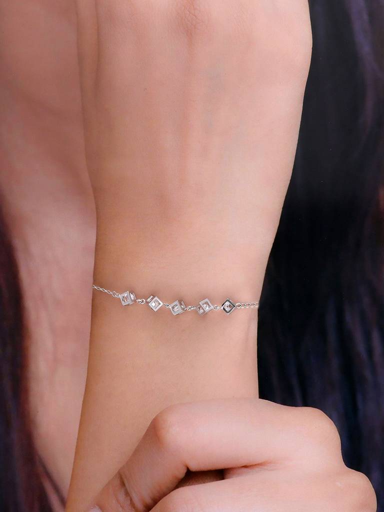 Sterling Silver Trendy Zircon Embedded Cubes Bracelet : BRLO200-S-NA