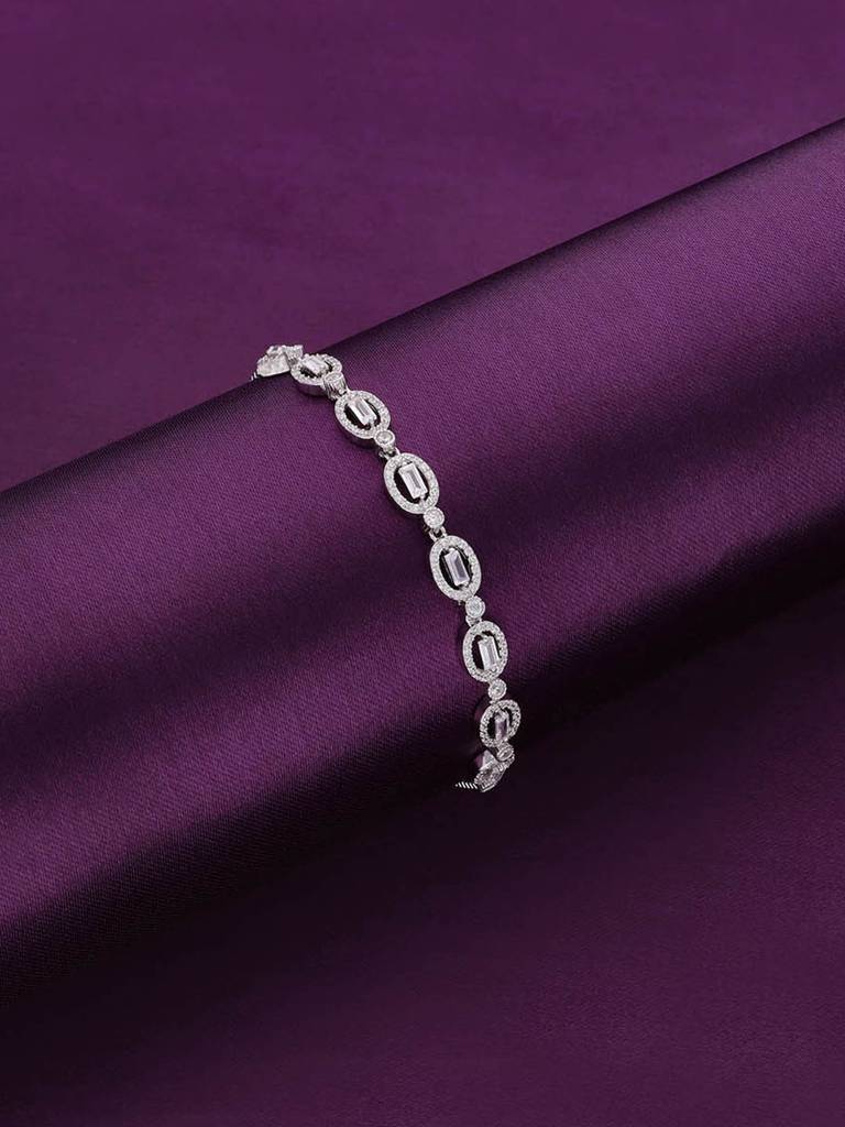 Sterling Silver The Circle Of Candour Adjustable Bracelet : BRSL67-S-NA