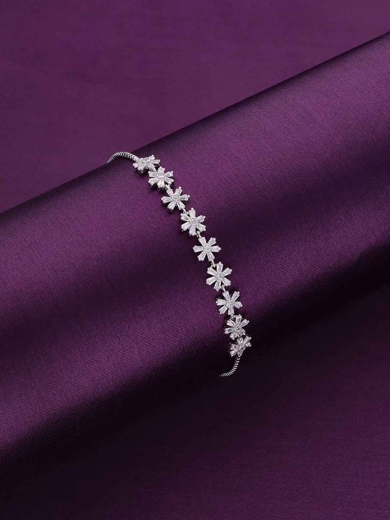 Sterling Silver A Gem Of Sophistication Adjustable Bracelet : BRSL77-S-NA