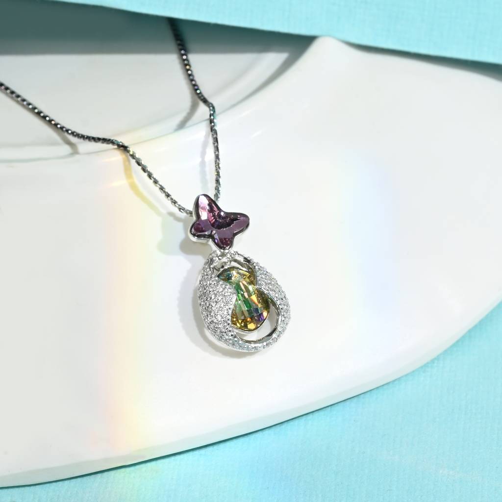Butterfly Prism Necklace : BTNC499