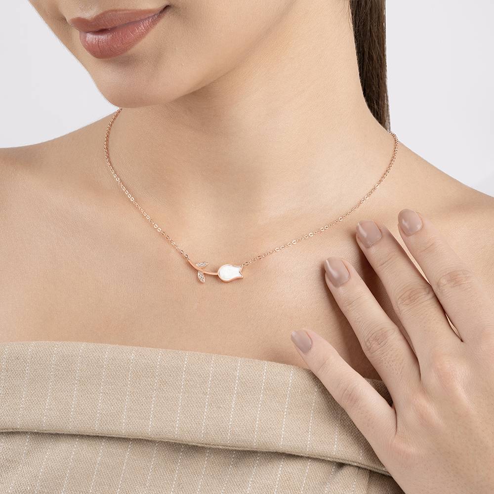 Tulip Pendant Necklace : BXNC520