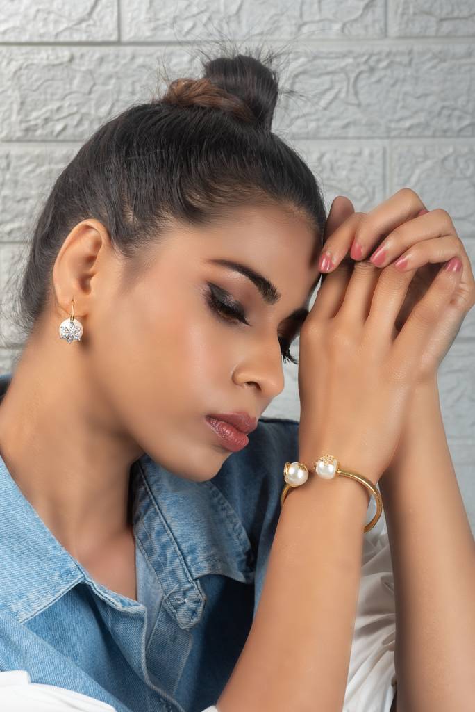 Flower Pearl Earring