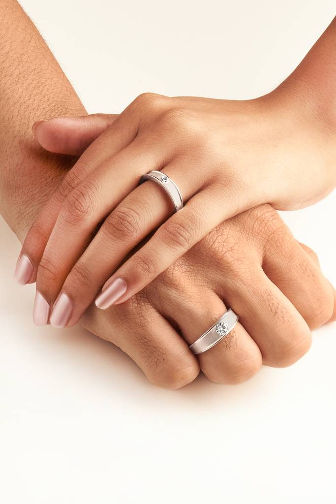 Silberry 925 Sterling Silver Modern Love Couple Rings : CB19