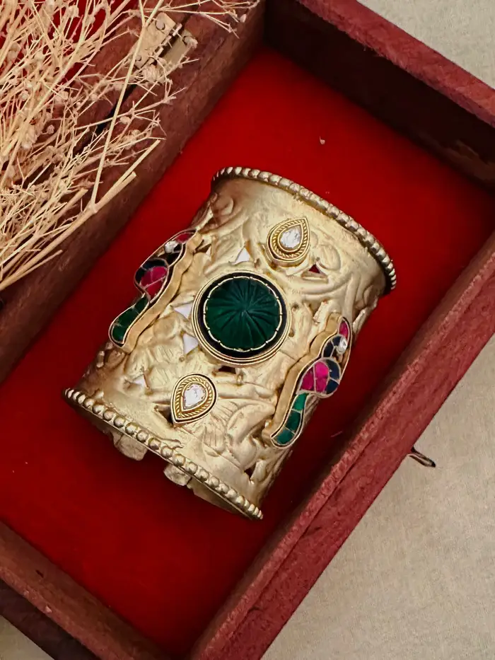 Multicolor Gold Plated Contemporary Bangles : CC-BRAC4M
