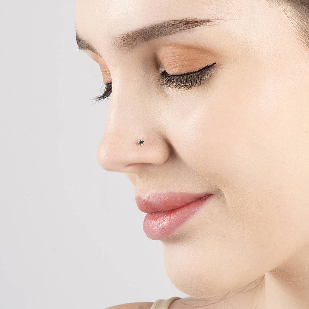 Black Stone Classic Nose Pin : CENP1120