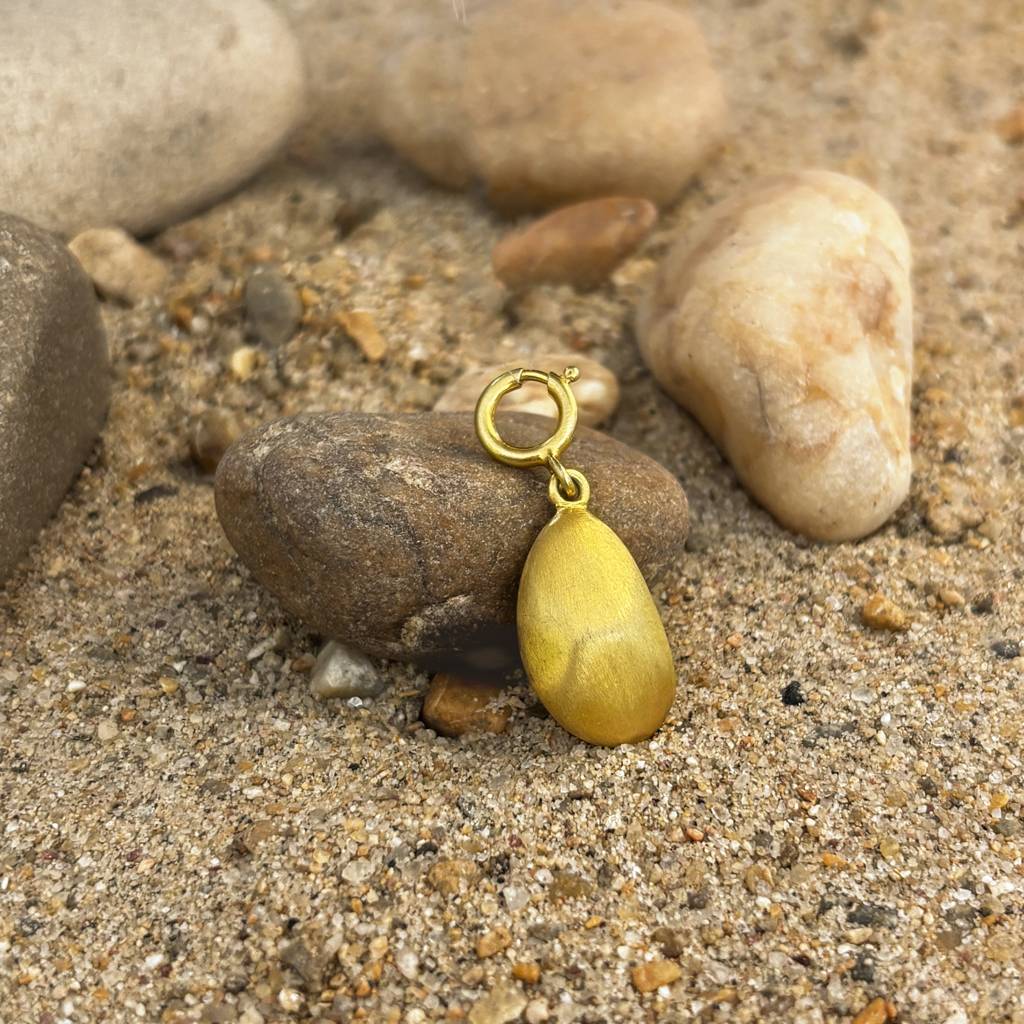 Nacre Charm : AATLA070