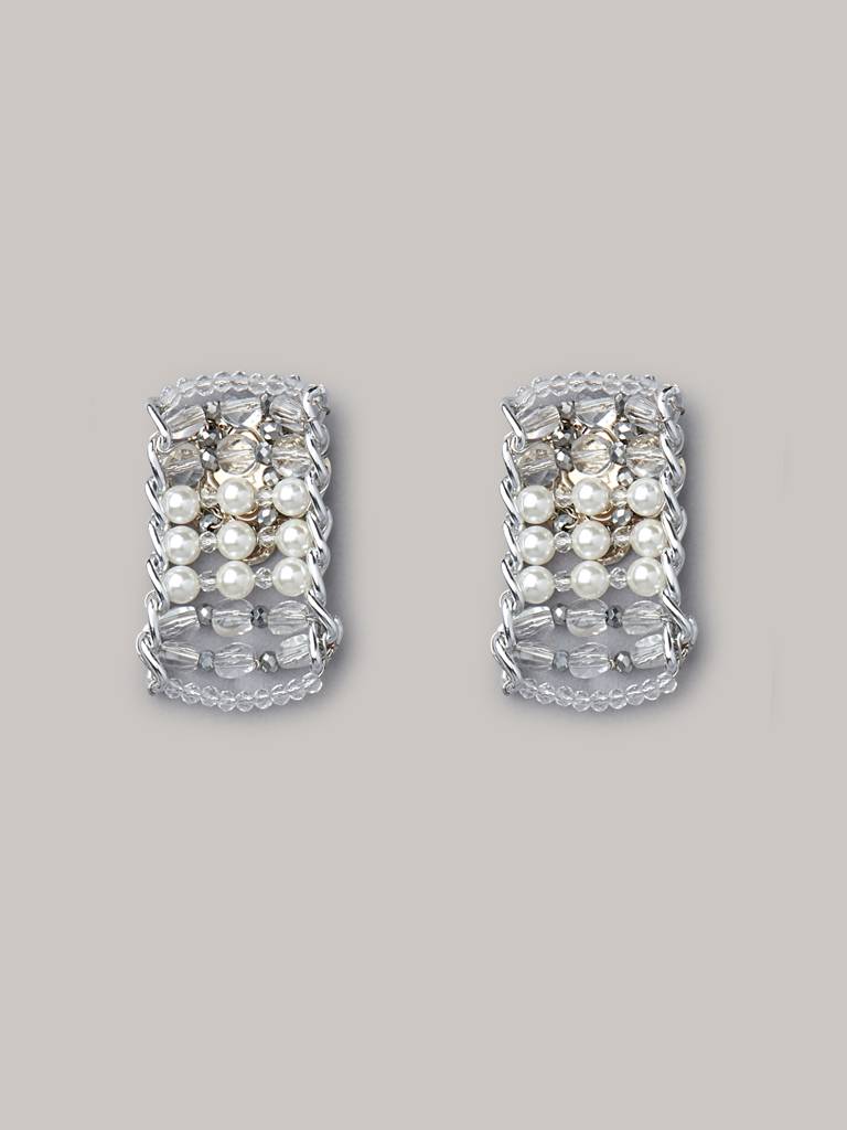 Metallic Silver Studs With Pearls And Crystals : CKE-183-01WHITE