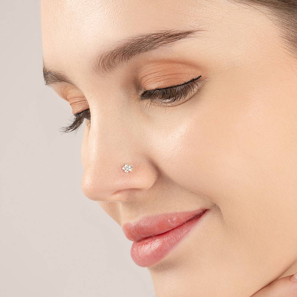 Petal Glow Nose Pin : CONP1345