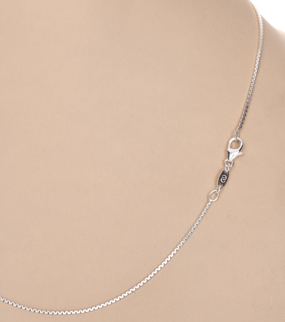 Anti-Tarnish 92.5 Sterling Silver Box Chain Necklace In 18 Inches For Women & Girls : CSCHAINF3_18
