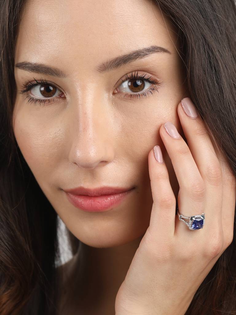 925 Sterling Silver Rhodium Plated Swiss Zirconia Royal Blue Cushion Ring With Adjustable Band Gift For Women & : CSCLRR2CU_BS