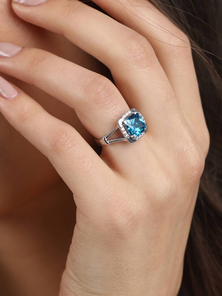 925 Sterling Silver Rhodium Plated Swiss Zirconia Sky Blue Cushion Ring With Adjustable Band Gift For Women & G : CSCLRR2CU_BT