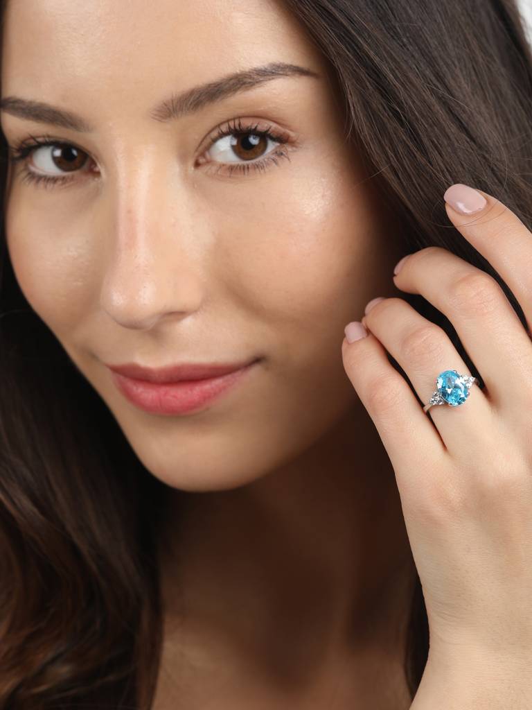 925 Sterling Silver Rhodium Plated Swiss Zirconia Sky Blue Oval Ring With Adjustable Band Gift For Women & Girls : CSCLRR5OV_BT