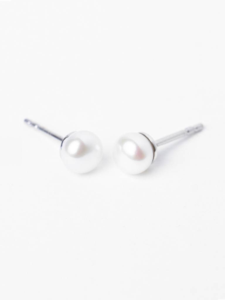 925 Pure Sterling Silver Rhodium Plated Real White Pearl 5 Mm Studs Earrings Gift For Women & Girls : CSE16_5