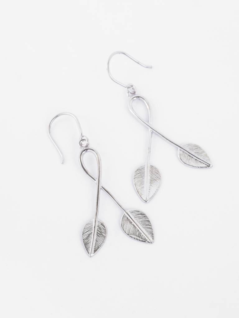 925 Sterling Silver Platinum Plated Orla Leaf Long Earrings Gift For Women & Girls : CSE37