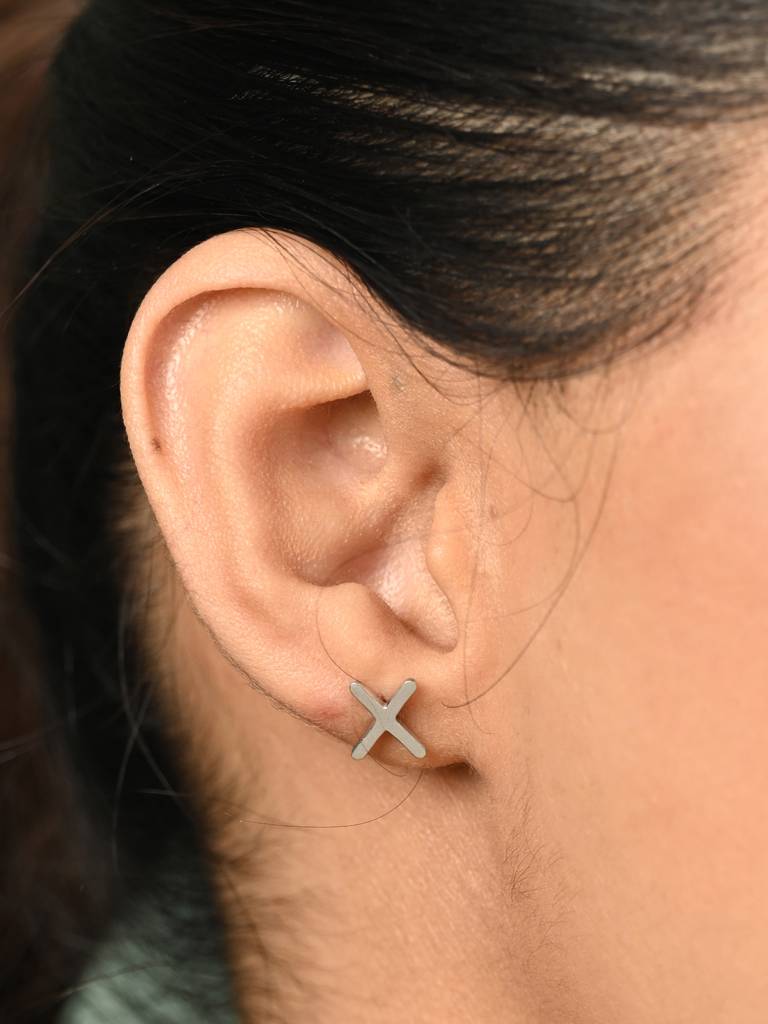 925 Sterling Silver Platinum Plated Xo Geometric Earrings Gift For Women & Girls : CSE44