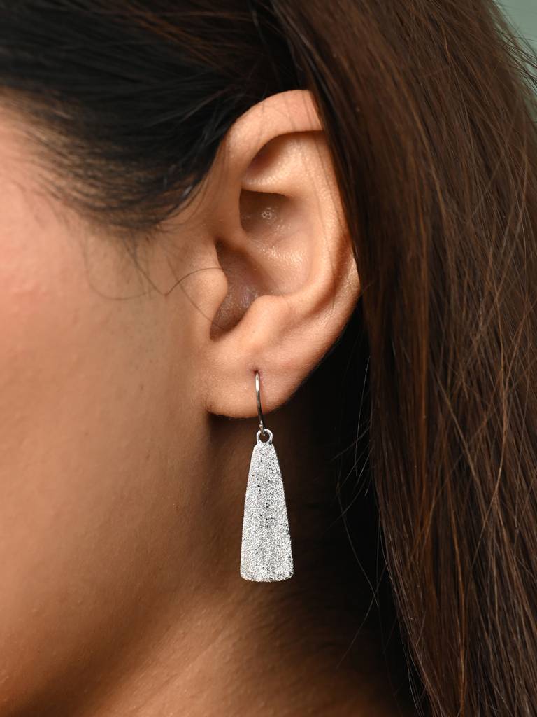 925 Sterling Silver Platinum Plated Evie Crystal Finsih Earrings Gift For Women & Girls : CSE47