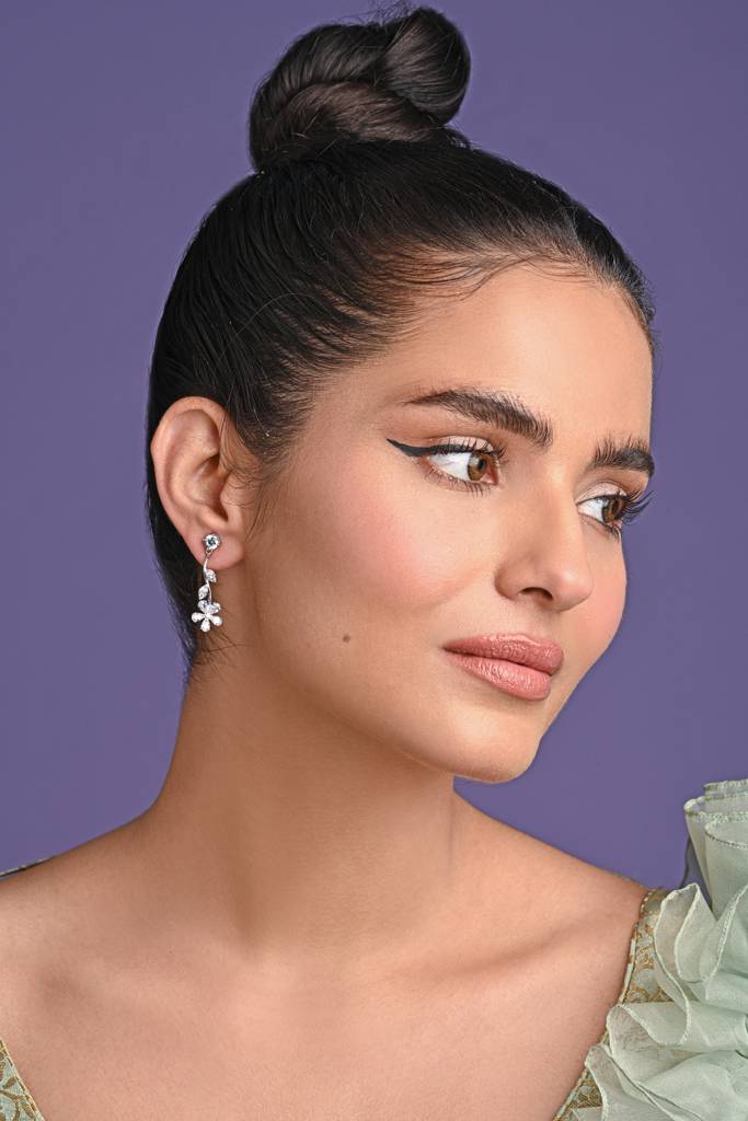 925 Sterling Silver Rhodium Plated Swiss Zirconia Stone Flower Dangler Earrings Gift For Women And Girls : CSNSE5