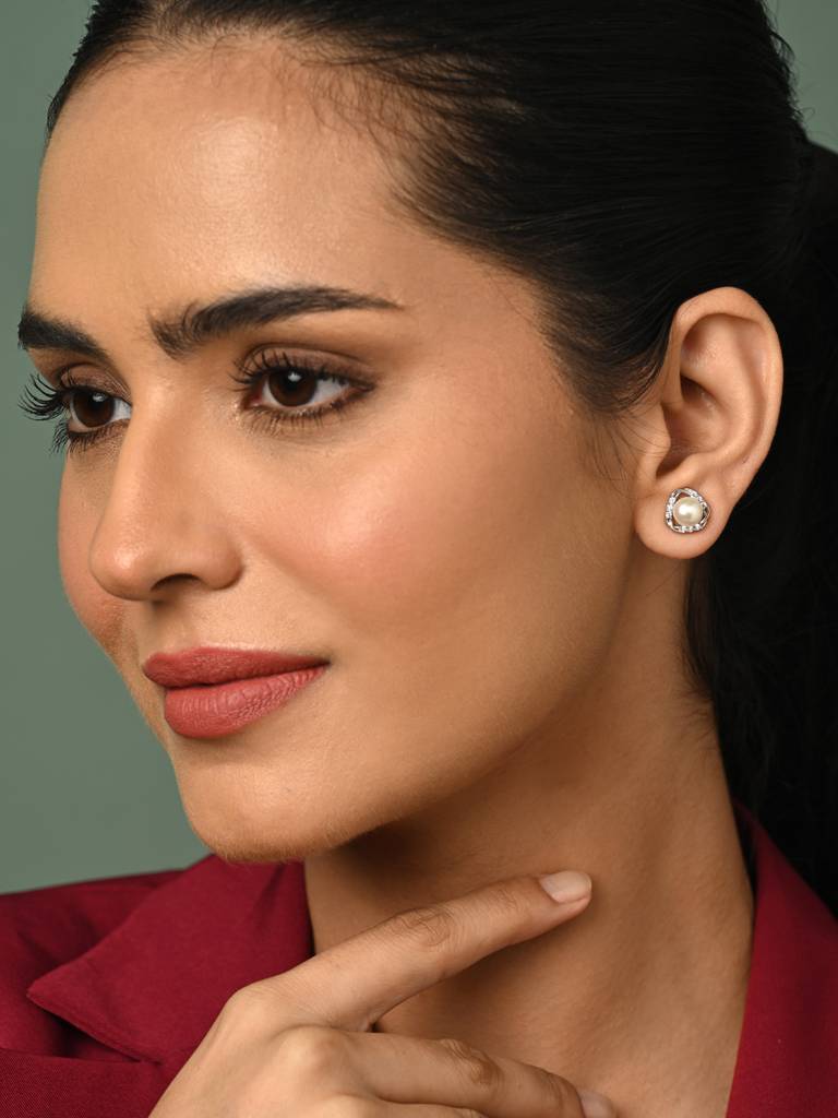 Clara 925 Zuha Freshwater Pearl Earrings : CSPCZE30