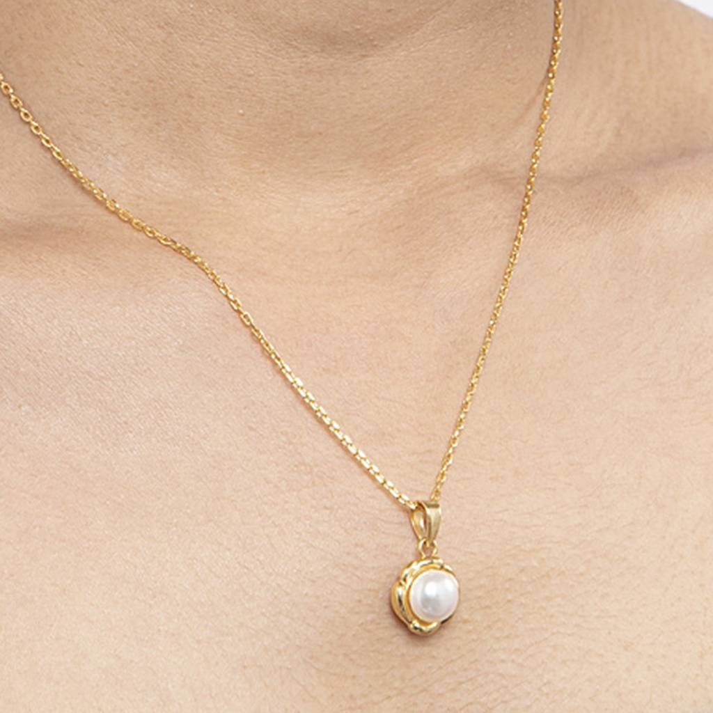 925 Silver Real Pearl Aki Pendant With Chain Necklace Rhodium Plated Gift For Women & Girls : CSPCZP27