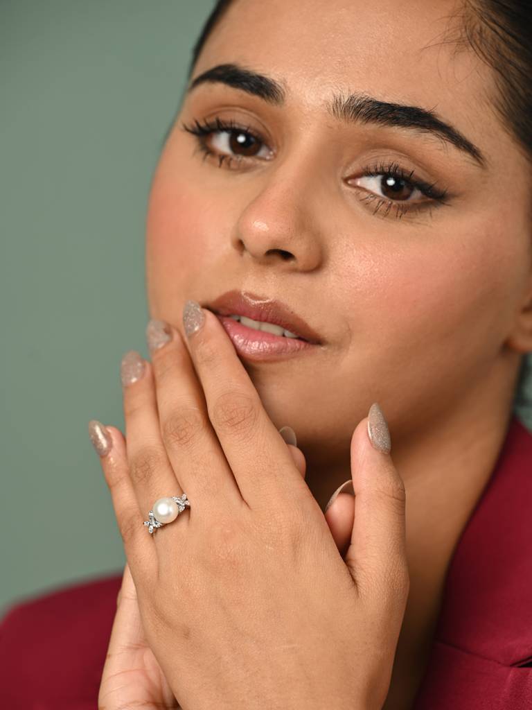 925 Silver Platinum Plated Swiss Zircon Uberta Real Pearl Size Adjustable Finger Ring For Women & Girls : CSPCZR25