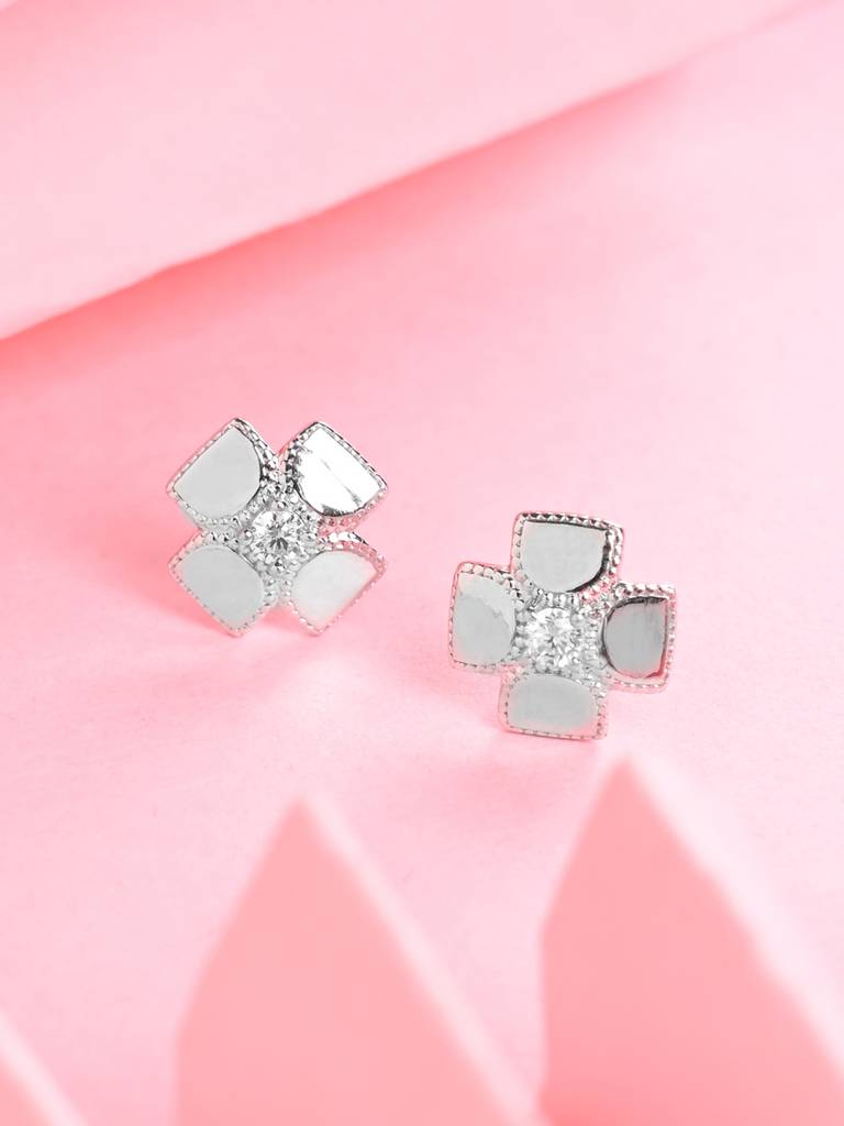 Eternz Certified Jewellery - Clara Silver Dainty Clover Stud Earrings