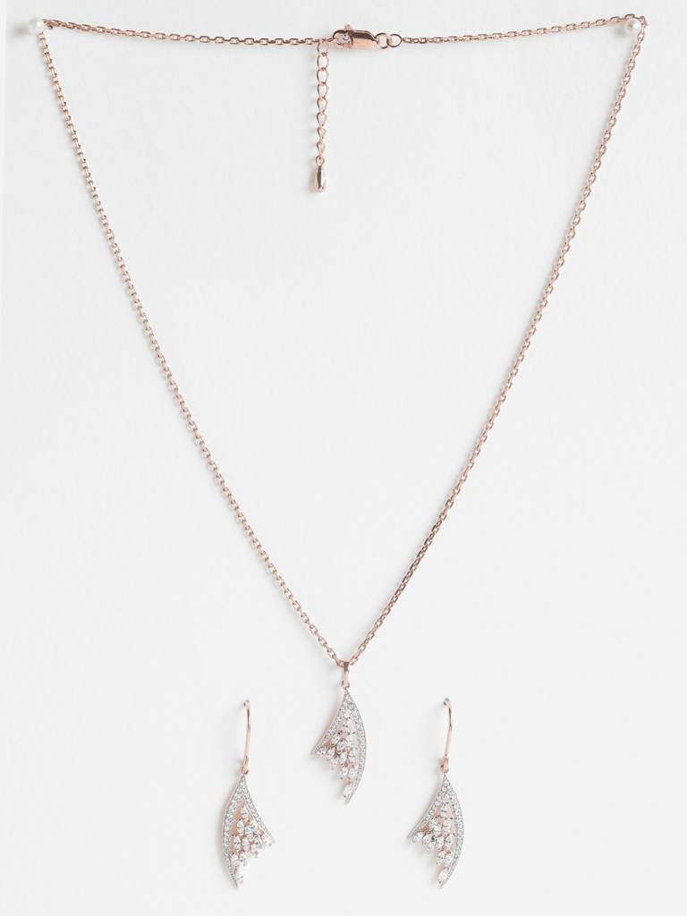 925 Silver Lily Jewellery Set : CSPSP24E24