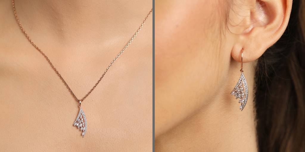 925 Silver Lily Jewellery Set : CSPSP24E24