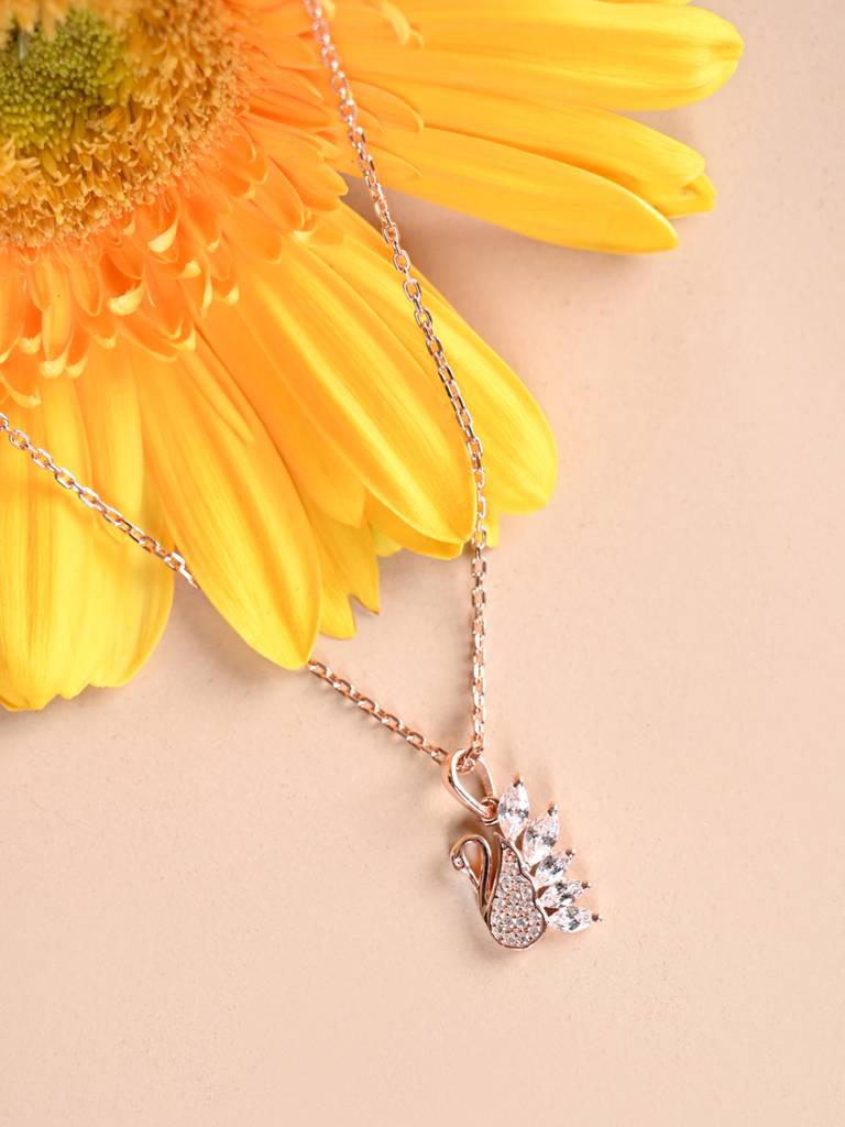 Clara Silver Dancing Swan Chain Necklace : CSPSP57