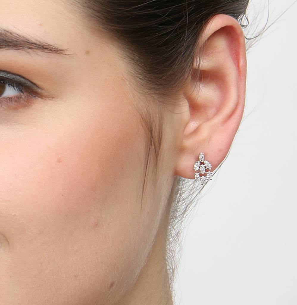 925 Sterling Silver Swiss Zirconia Daisy Earring With Screw Back Gift For Women And Girls : CSWZME75