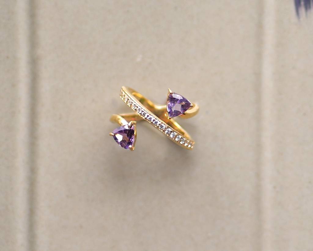 Crossover Gemstone Ring : CS-RG-01-10