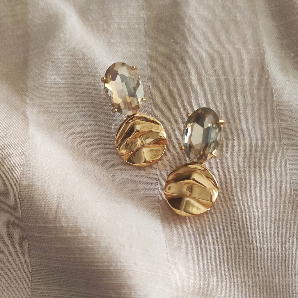 Capri Pyramid Studs