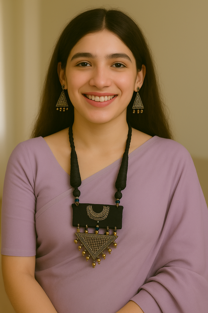 Ikat Fabric Necklace Set With Antique Gold Finish Metal Accents : ALT-Jew-exl-02a