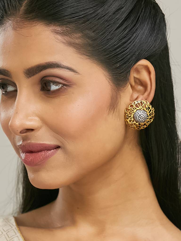 Elegant Gold Filigree Earrings With Crystal Accents : YI24A0196E