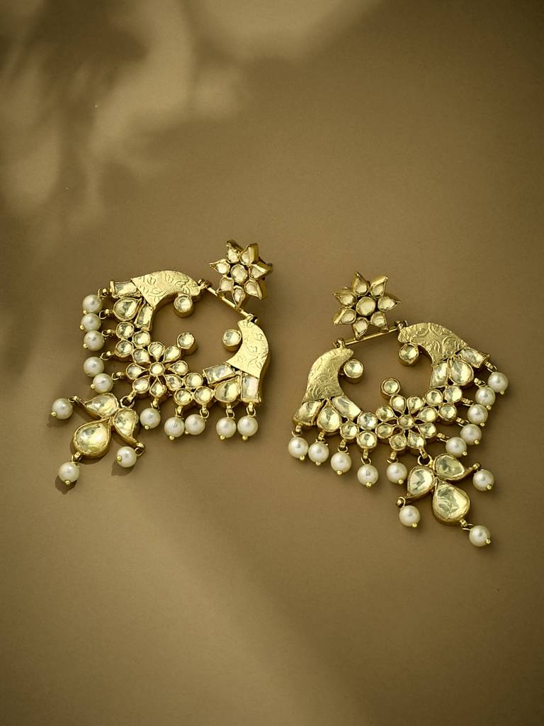 Elegant Gold-Plated Kundan Pearl Chandbali Earrings For Women : YI24A0194E