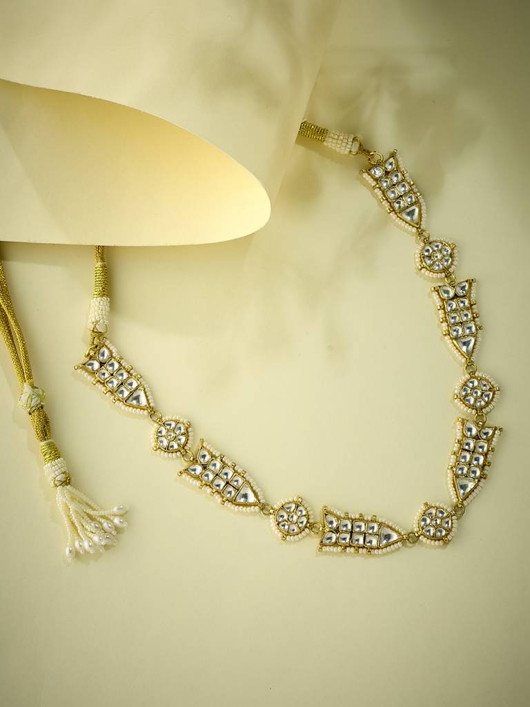 22K Gold-Plated Head Band Cum Choker For Women : YI24A0206H