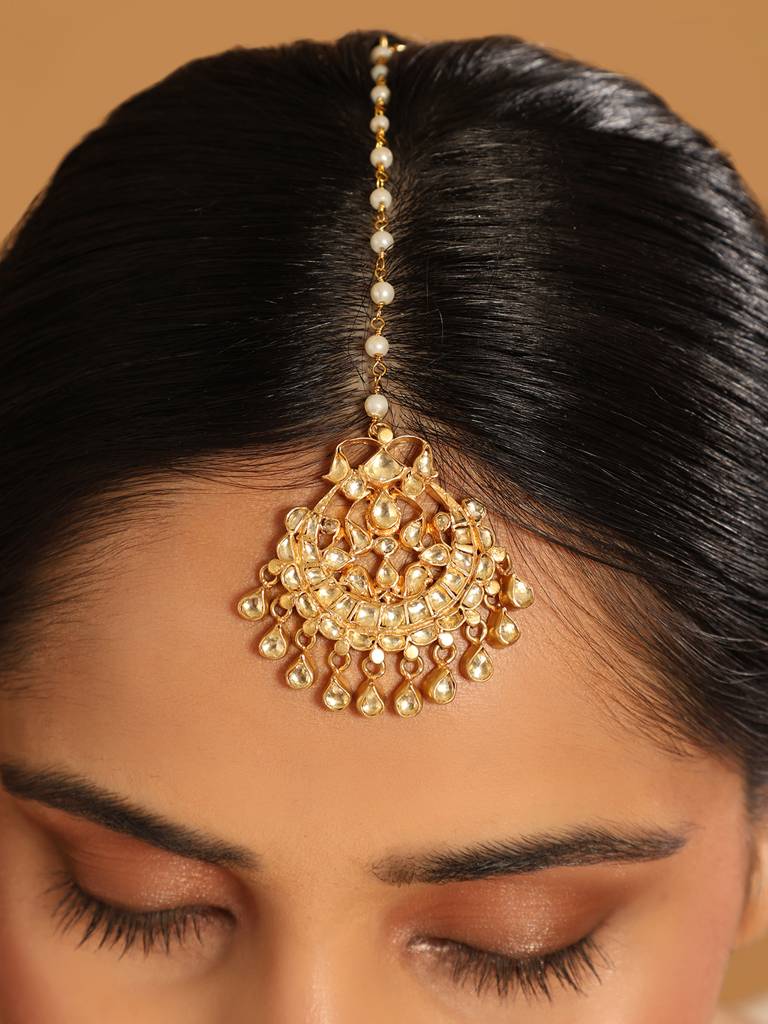 22K Gold Plated Modern Design Kundan Maang Tikka : YI24A0339H