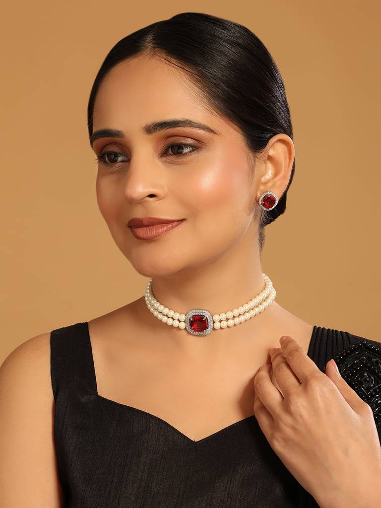 Ruby Elegance Pearl Choker : YI24A0410N