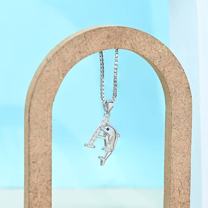 Aquatic Elegance 'A' Charm : AELL58