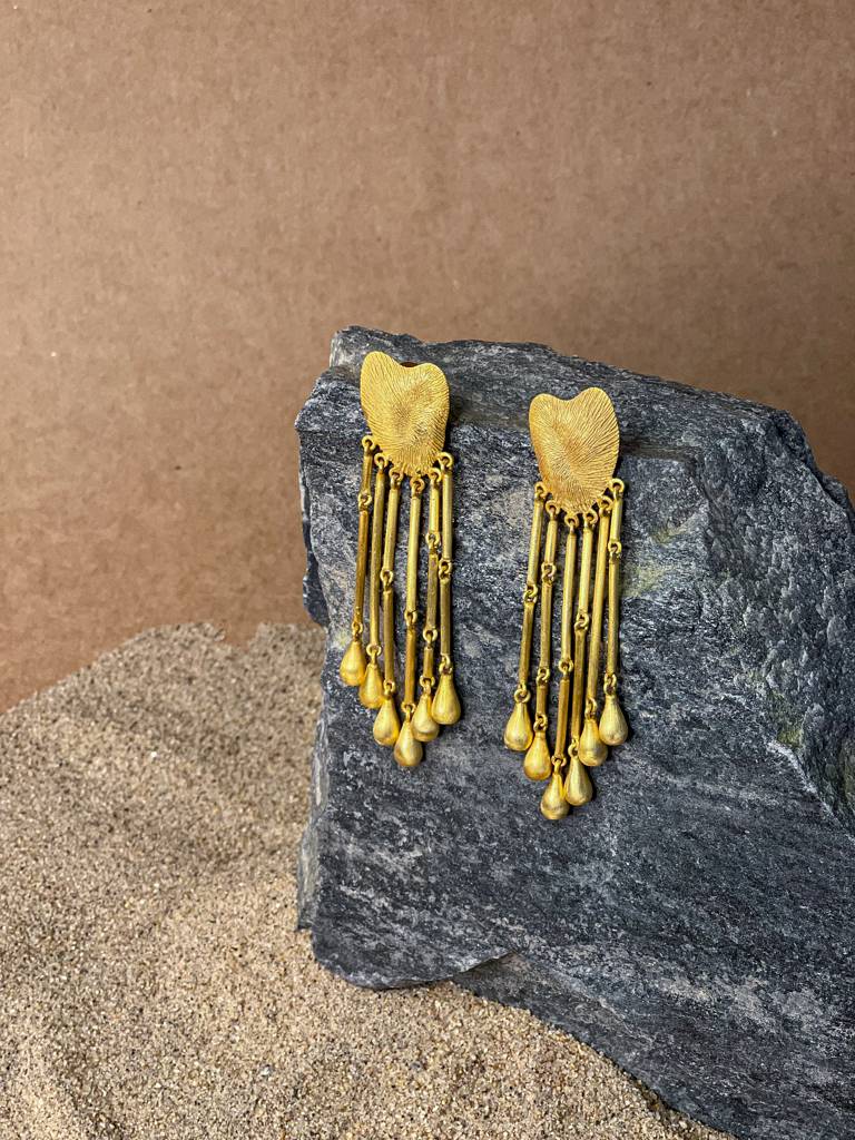 Amour Dangle Earing : AATLA052