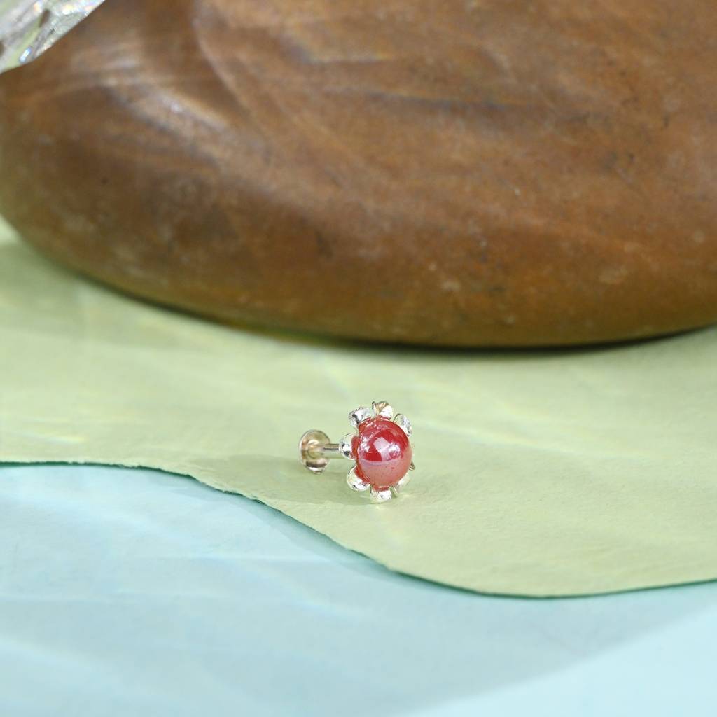 Silver Flowy Circular Red Nose Pin : KNP175