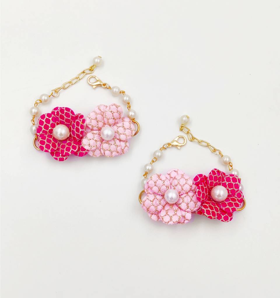 Sayuri Set Of 2 Floral Bracelets - Pink, Dark Pink : LM2051