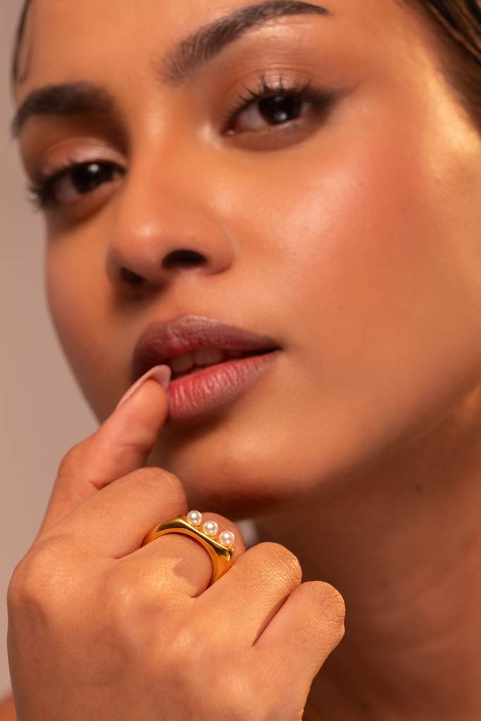 Tri Pearl Ring : AURARING026-6