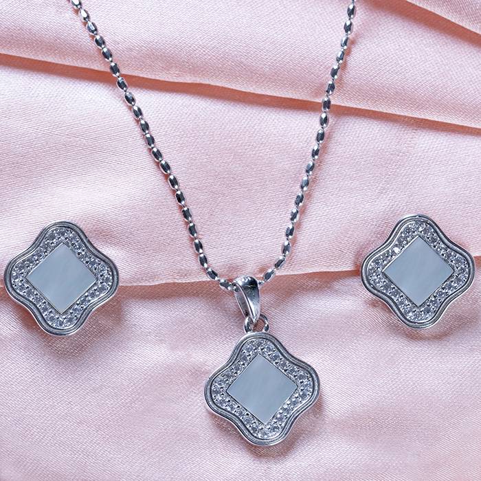 Aztec Zirconia Silver Pendant Set : DPS54