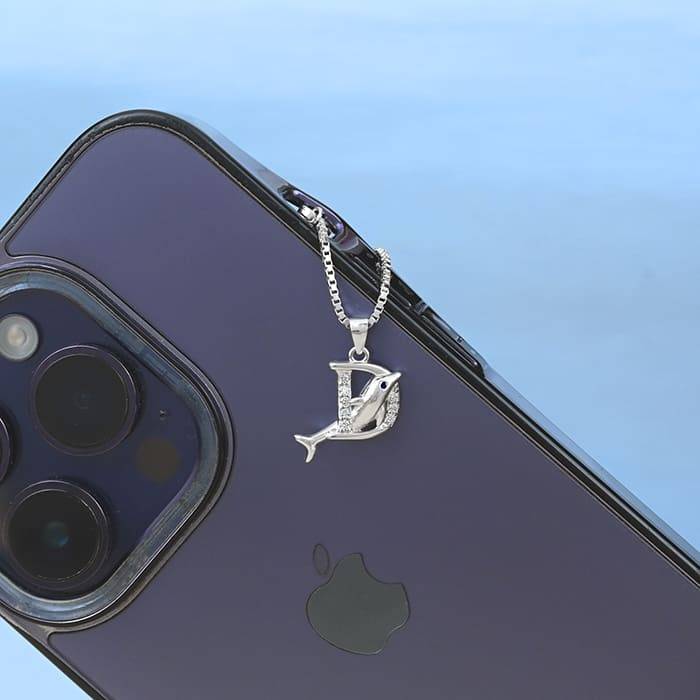 Dazzling Depths 'D' Charm : ULL46